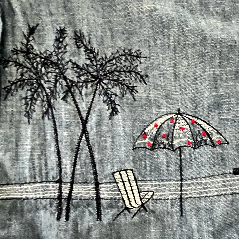 TALBOTS | S | 19” P2P | EMBROIDERED! - Picture 7 of 16